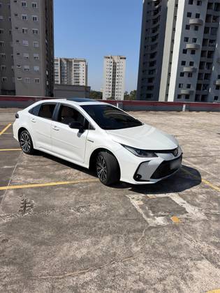 TOYOTA COROLLA 1.8 VVT-I HYBRID FLEX ALTIS PREMIUM CVT TOYOTA COROLLA 1.8 VVT-I HYBRID FLEX ALTIS PREMIUM CVT